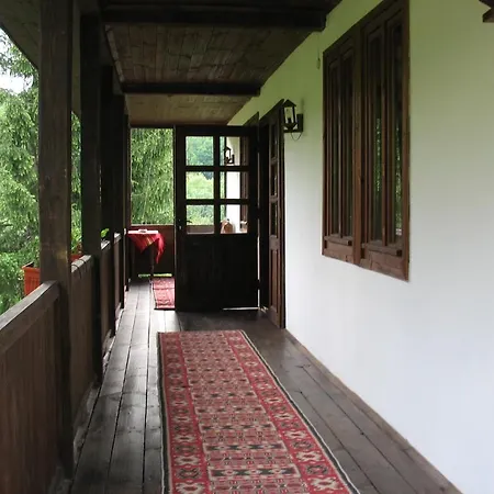 Dzhelepova Guest House- Pool Access *