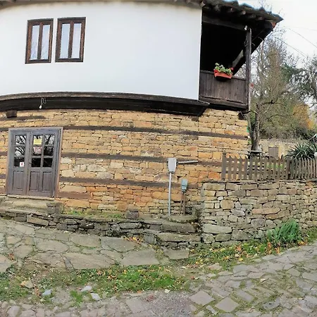 Dzhelepova Guest House- Pool Access Semesterbostad Bozhentsi