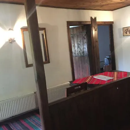 Dzhelepova Guest House- Pool Access *