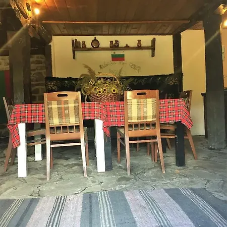 Dzhelepova Guest House- Pool Access *