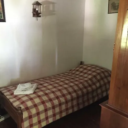Semesterbostad Dzhelepova Guest House- Pool Access Bozhentsi